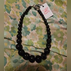 SPLENDETTE Black Heavy Carve Bead Necklace NWT